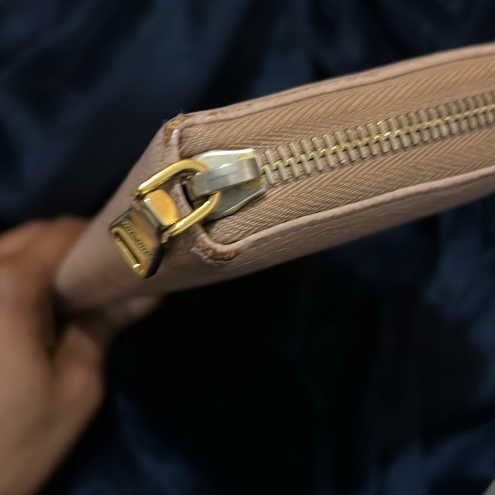 Tan Miu Miu Wallet - image 8